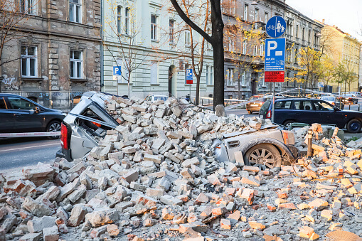 auto oštećen u zemljotresu kasko osiguranje